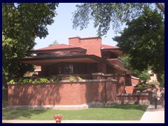 Hyde Park, University 79 - Robie House by Frank Llloyd Wright, built 1910 (see separate page)